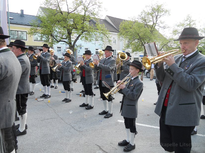 2014_04_30 Maibaumaufstellen (4)